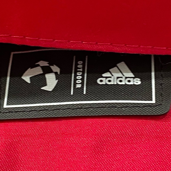 Adidas Jacket climaproof  size Large - Picture 6 of 16